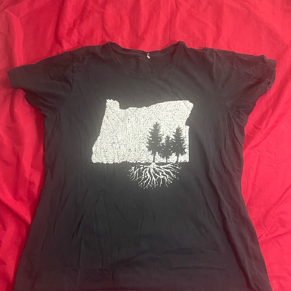Oregon Graphic T-Shirt